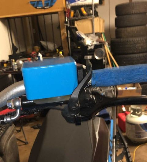 Itek Ski-doo - Brake reservoir protector